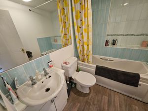 Photo 14- click for photo gallery